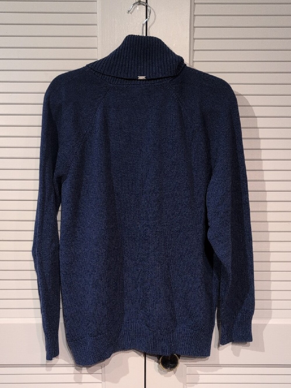 St. John Sport Women's Cowl Neck Sweater - Timeless Knit Wool Blend Size L - Picture 3 of 6